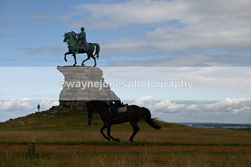DSC_8457 - Time at Statue 13:52 to 14:33
