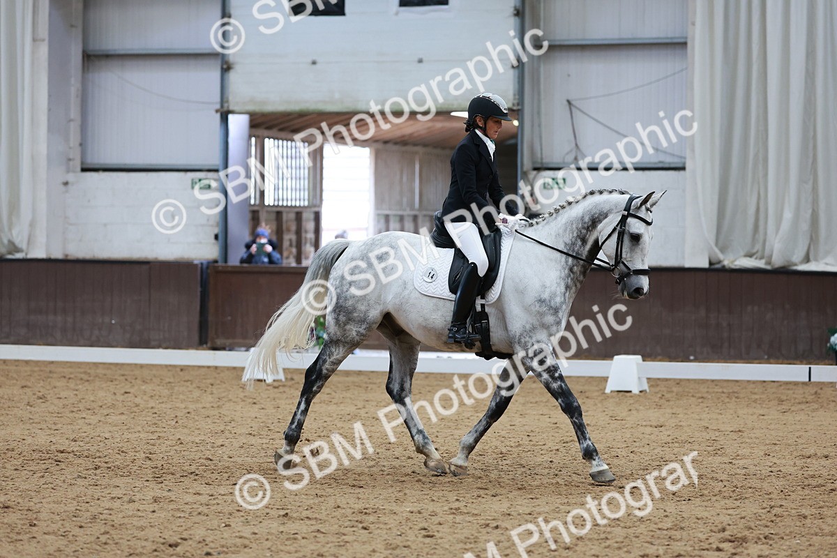 SBM_010012 - Class 6b - Novice 6 - 12.40-13.43