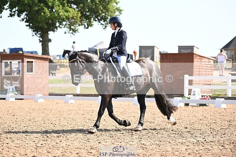 250816-103930-03440 - 074-Jessica.AllenHendrewen.Desert.Lady