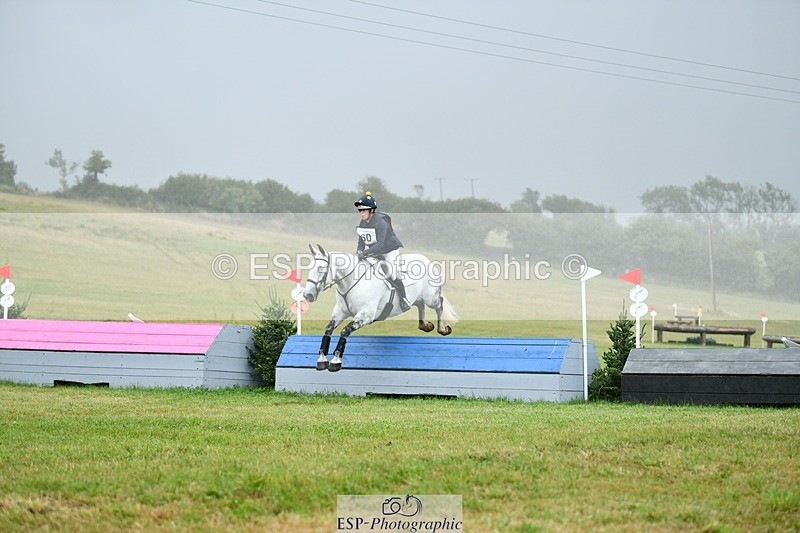 250830-115954-02396 - B-060-Helen.Hickson