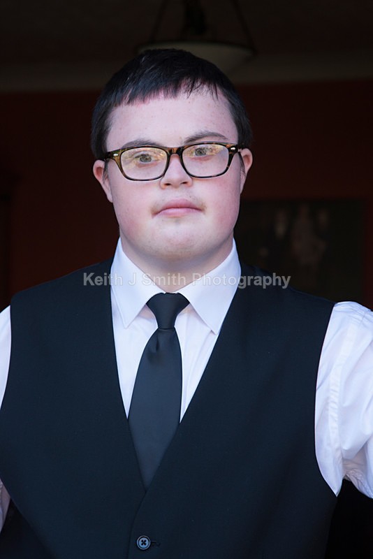 8SKJ7721 - Marianne and Chris