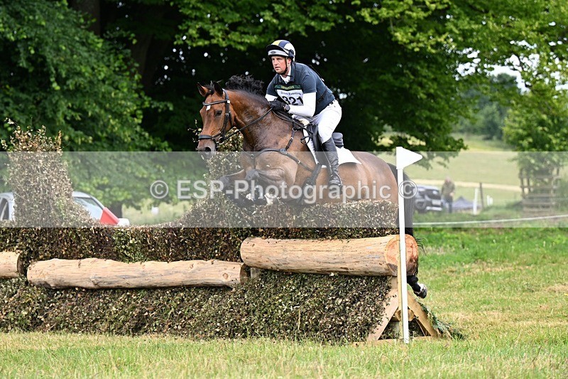 240630X-115841-6700 - 321-Gubby_Leech-ACTIVE_VOGUE