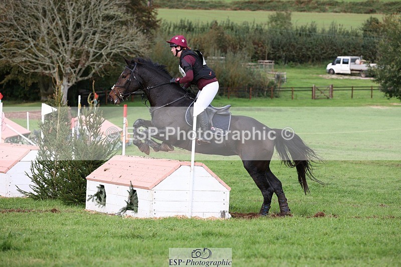 231021-150444-20069 - 483-LOPSHILL.ANNIE-Katie.Timberlake-SC+XC