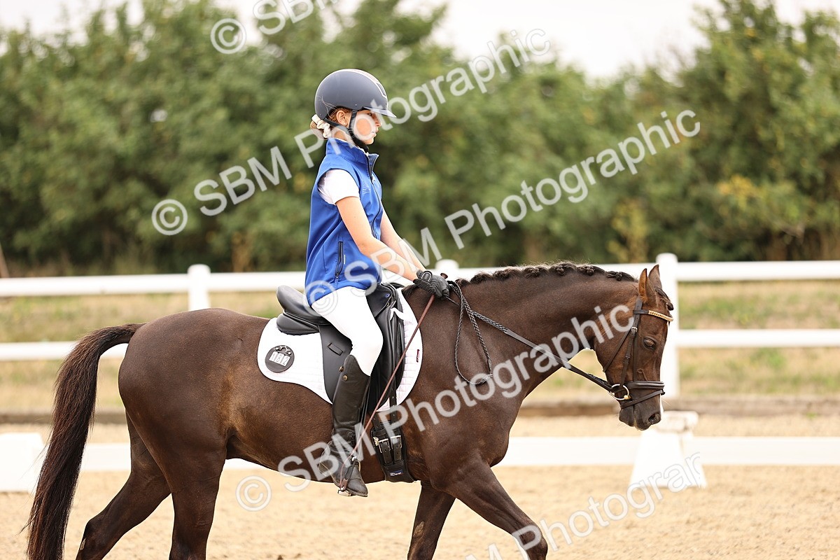 SBM_006401 - Intro 3 - 9.46-10.46