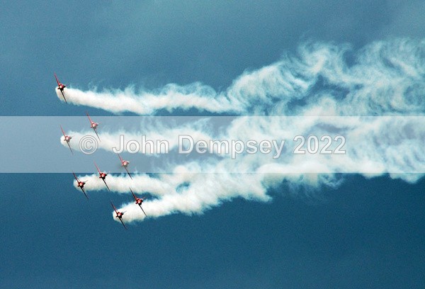 Red Arrows 4 - Round Britain Farewell Trip for QE2