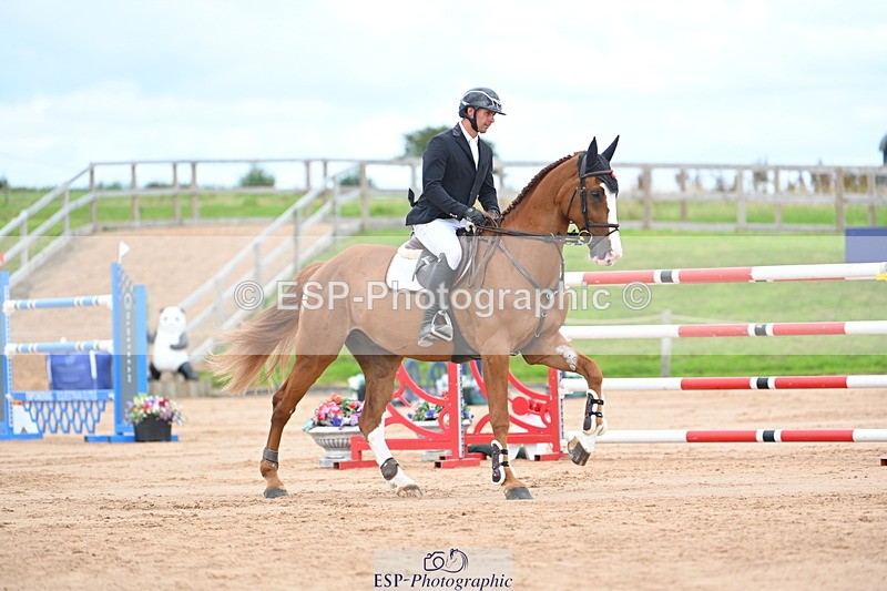 230721A-152340-07201 - Cls 10, 2 Star Big 1.45m Start to break