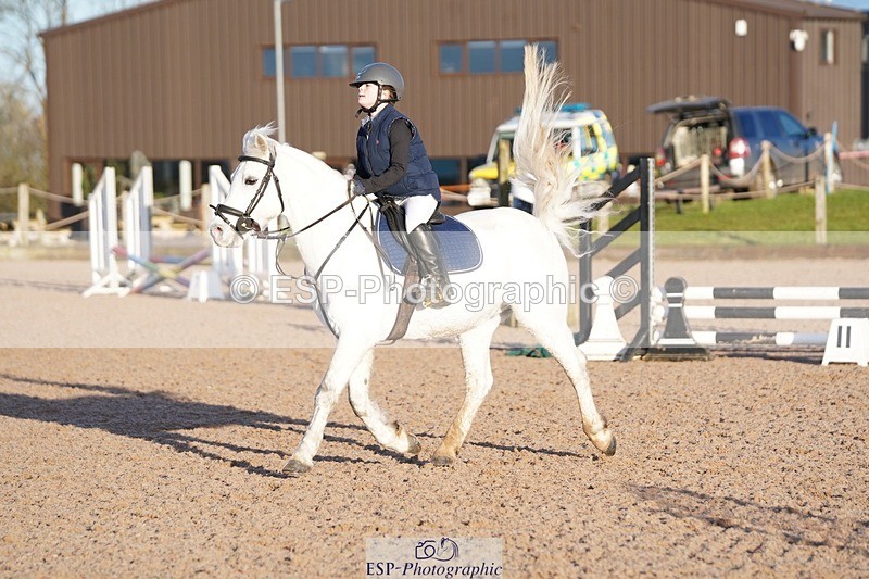 250125-101134-00908 - Clear Round 40cm and 50cm