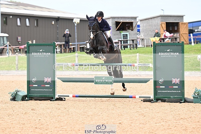 260510-150345-07457 - Cls 41 Snr Foxhunter