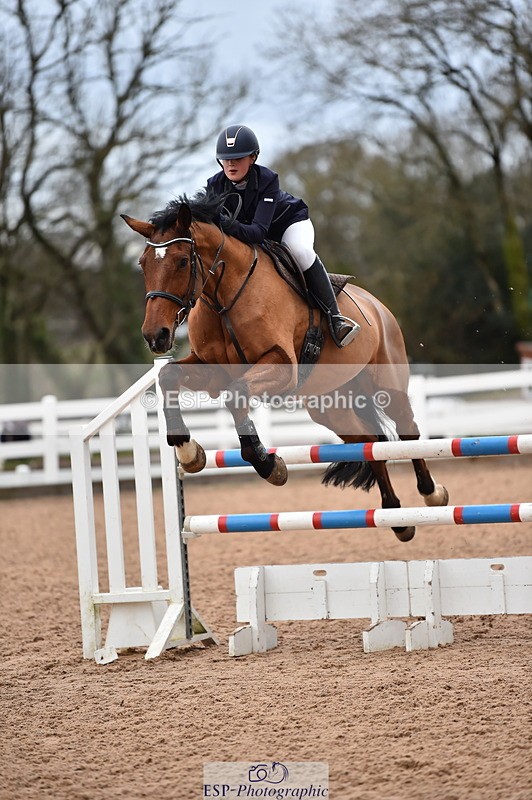 231203A-131318-01299 - Cls 9+10 Children on Horses 1m & 1.10m