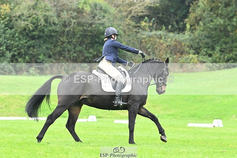 241024-145354-04636 - 421-Marie.Webber-BENNY'S.DOUBLE.DIAMOND