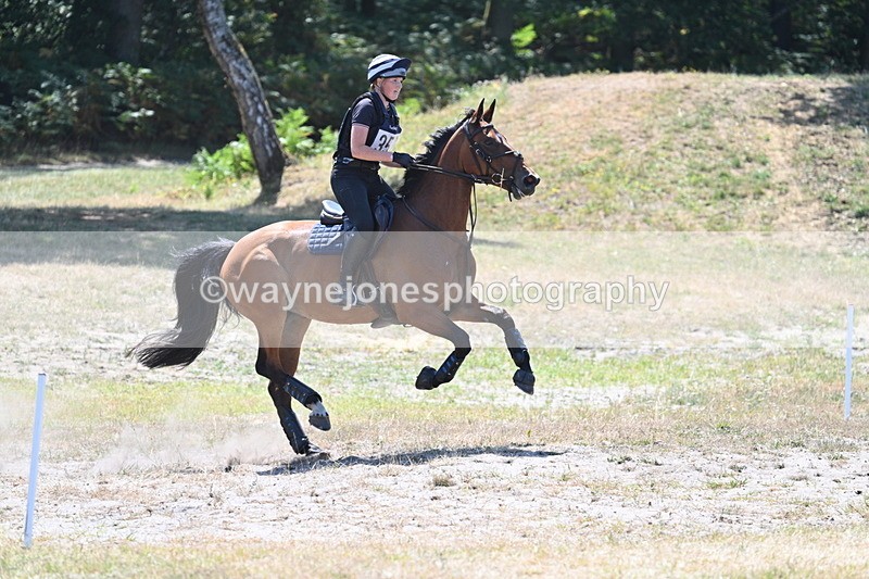 WJ7_5531 - Time 12:37 to 12:38 last rider