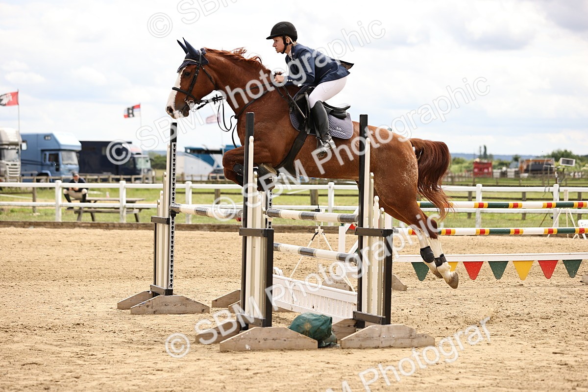 SBM_003287 - Class 11 - Senior Newcomers - 1.10m