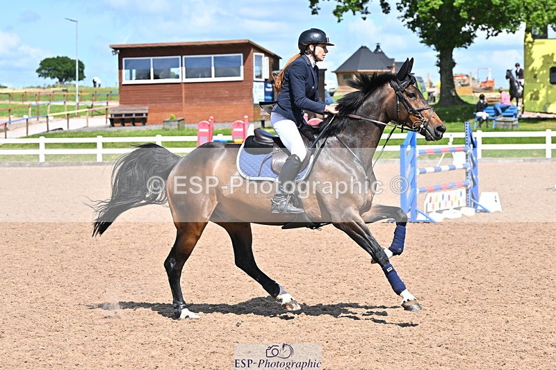 240619A-154758-00983 - Cls 5 Snr Foxhunter and 1.20m Open