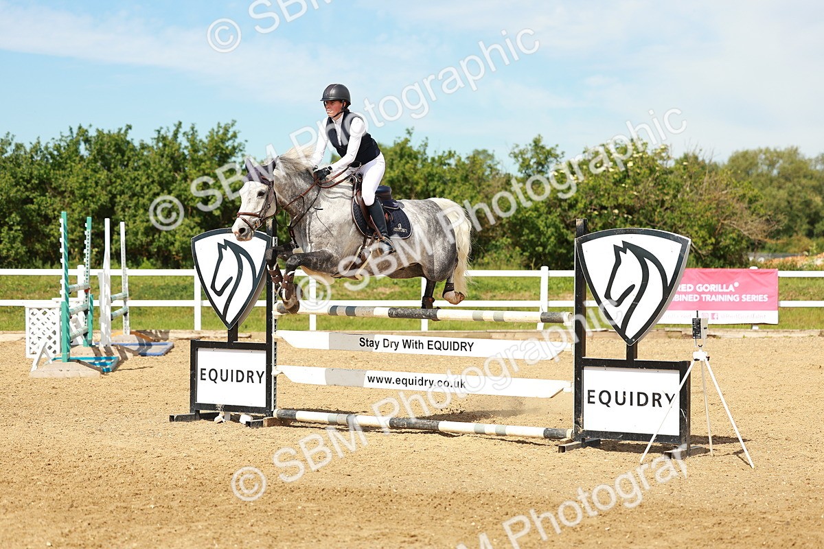 SBM_002527 - Class 4 - Senior Newcomers - 1.10m