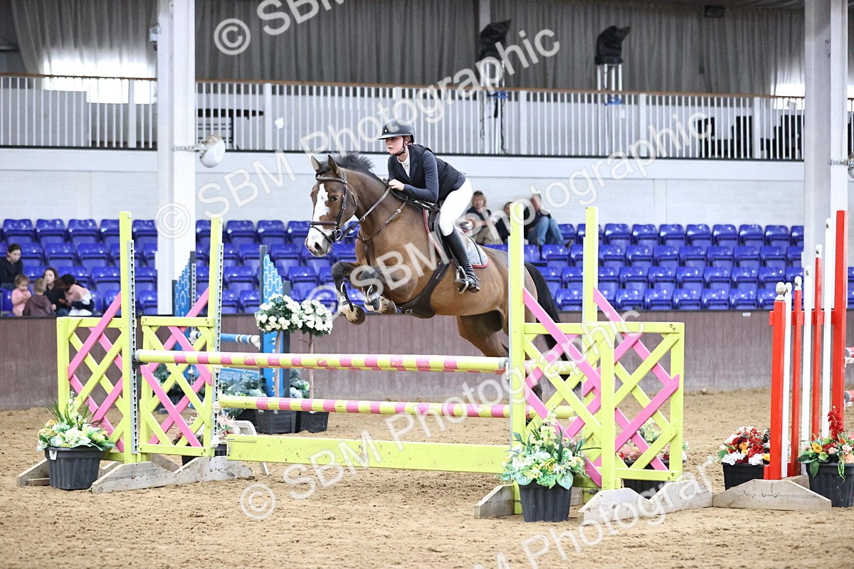 SBM_002988 - Class 13 - Blue Chip Pony Newcomers 1.00m Open