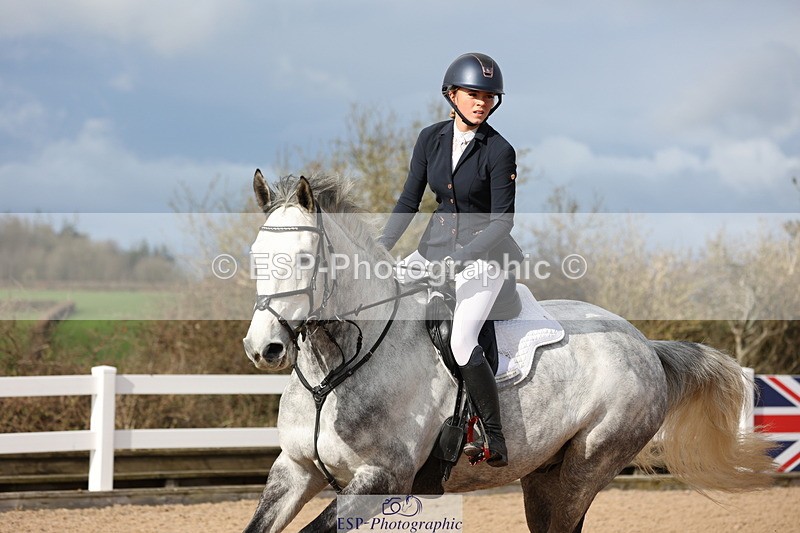 240223A-120529-01076 - Cls 4 Snr 1.05m Open