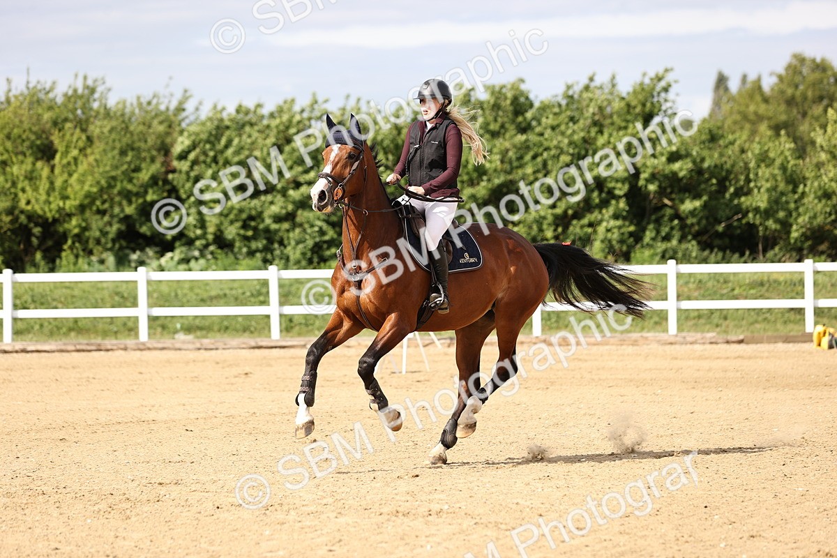 SBM_003608 - Class 13 - Senior Foxhunter - 1.20m
