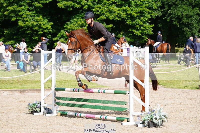 250613A-090200-01031 - Cls 8 85cm Schooling Round