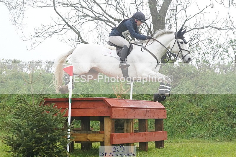 250418-155538-06568 - 319-Flora.Lickiss-MR.MONTY.DON