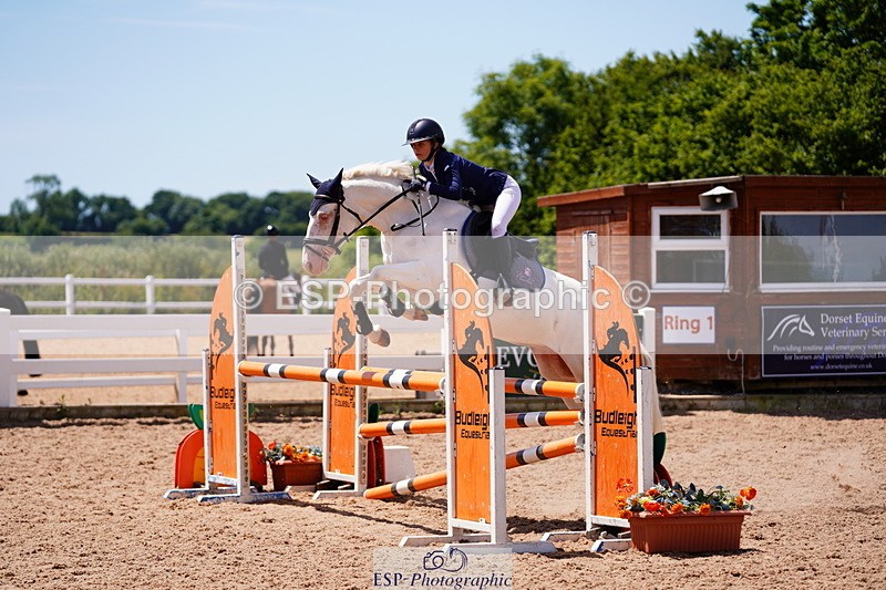 240629A-122332-05312 - Cls 18 Newcomers and 1m Open