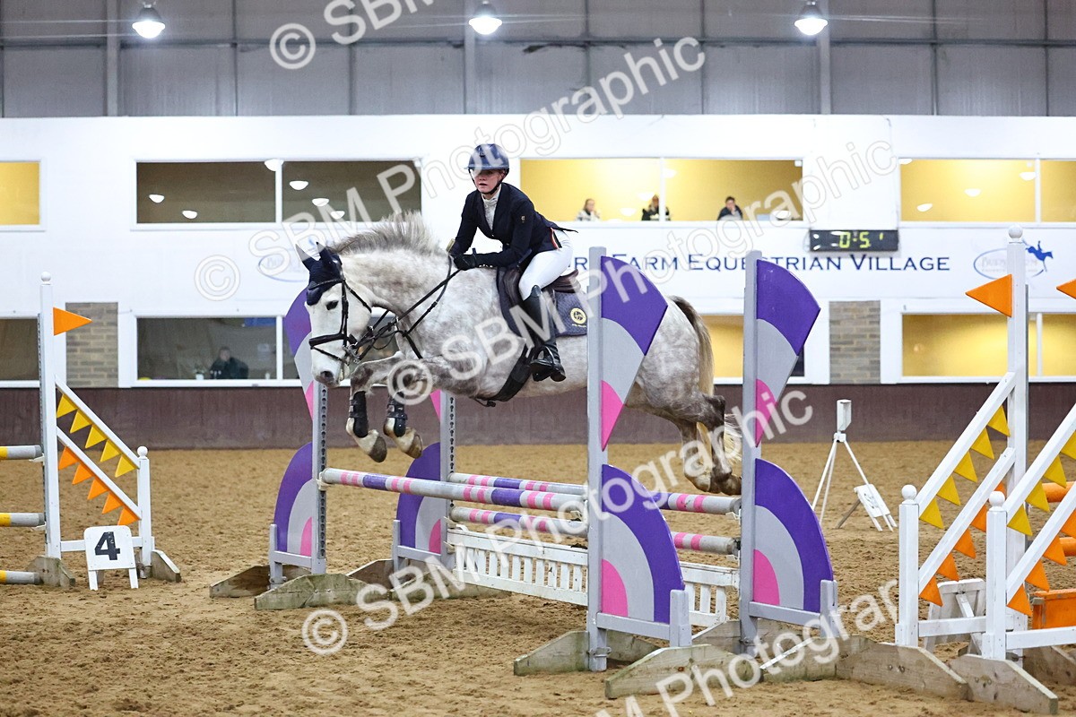 SBM_002889 - Class 6 - Holly & Ivy Stakes - 90cm