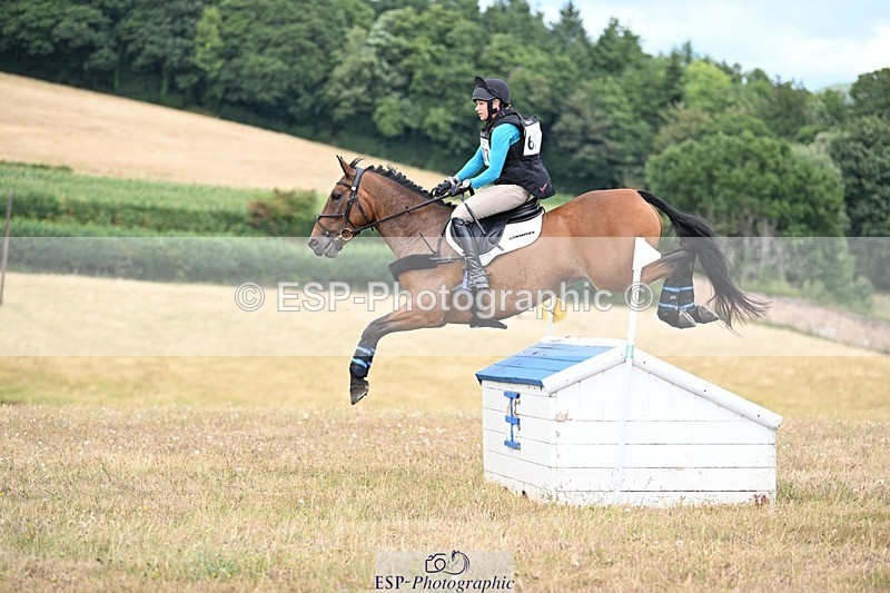 250803A-155616-16428 - O-687-Christina.Wiederkehr-KILLINAS.OISIN