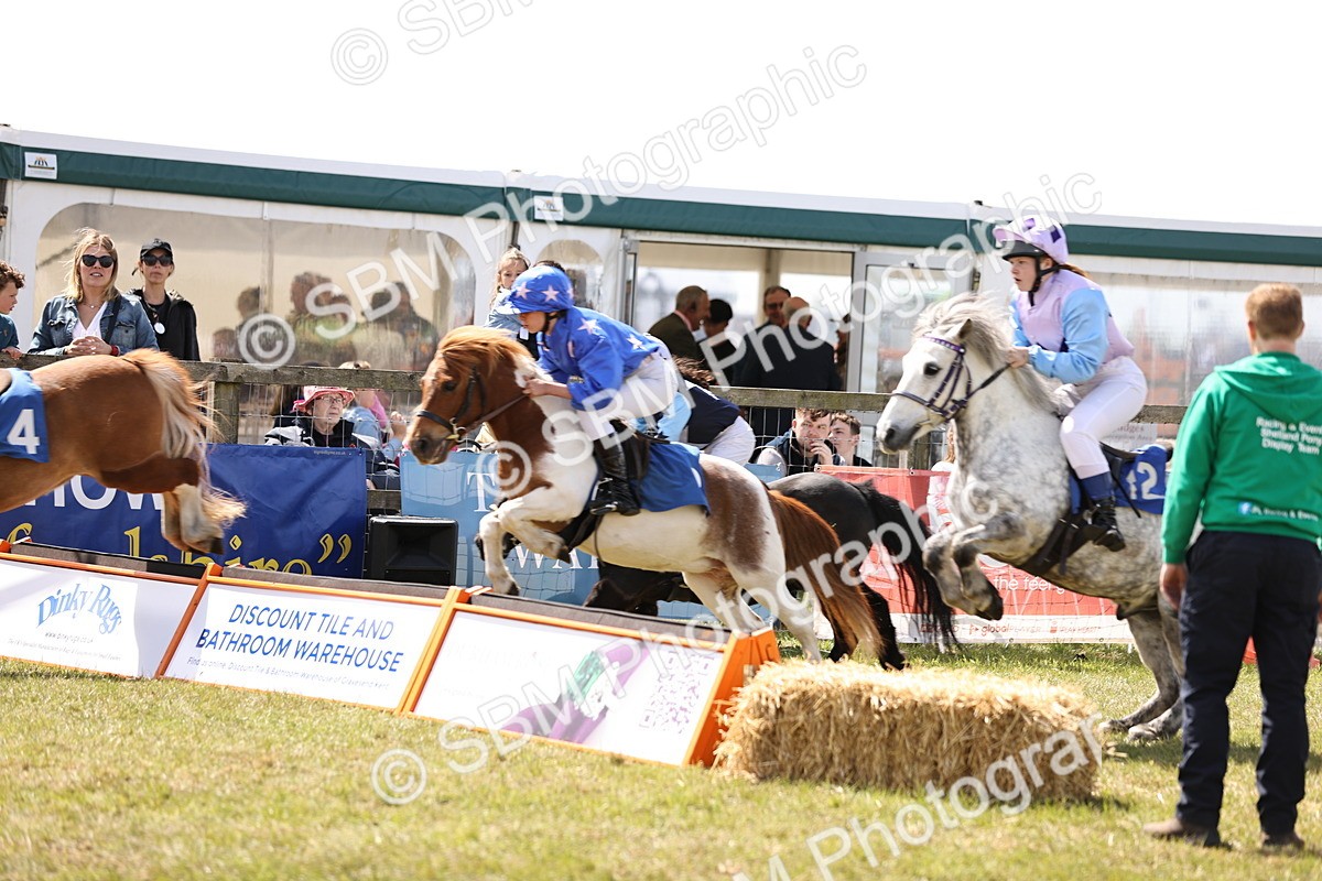 SBM_16706 - Dinky Derby