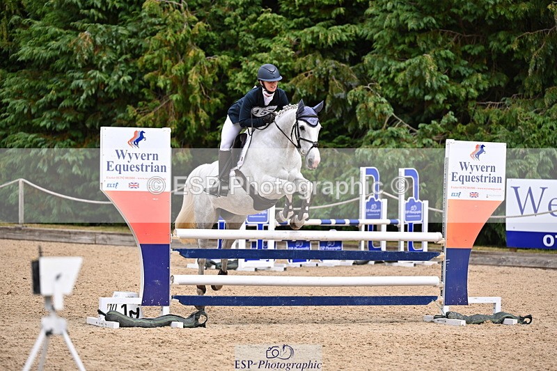 250802A-135815-05670 - D-157-Caitlin.Wright-BEAU.CRUISING.CLOVER