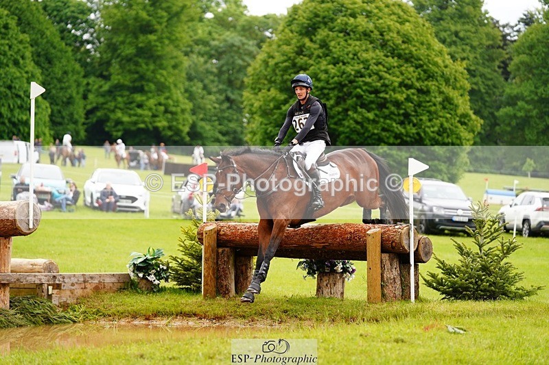 240525-164150-18841 - 262-MY_STAR_TURN-Tom_Jackson