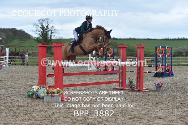 BPP_3882 - CLASS 4 Senior Newcomers/ 1.10m Open