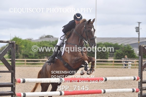 BPP_7145 - CLASS 4 Senior Newcomers/ 1.10m Open