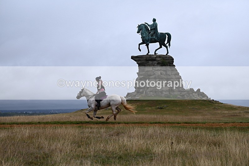 DSC_2230 - Time at Statue 12:34 to 12:56