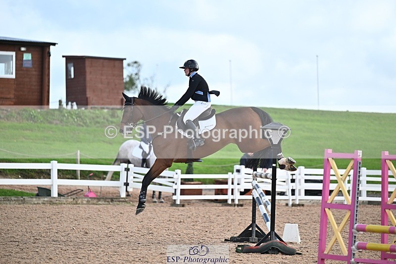 261014-143246-00786 - Cls 07 Snr Fox & 1.20m Open