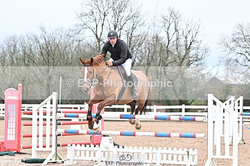 241127-125512-00588 - Cls 04A&B Snr Newc & 1.10m Open