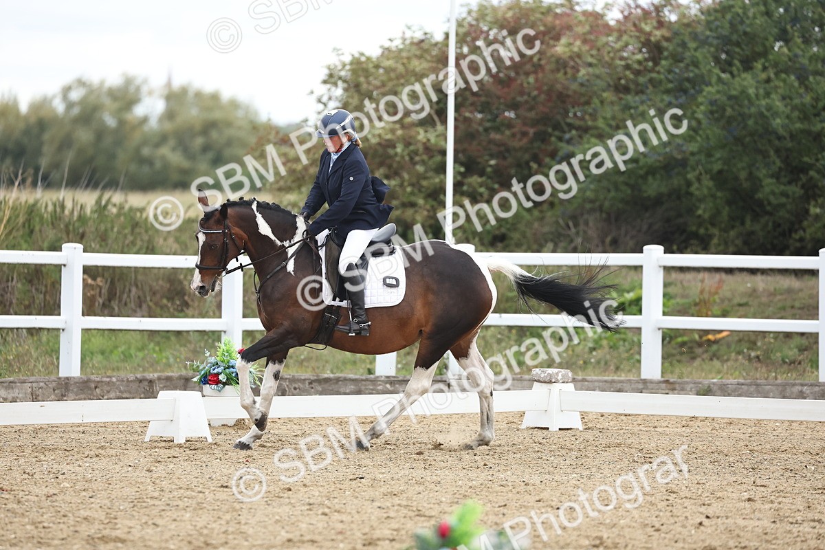 SBM_003876 - Class 8 - Novice 3 Champs