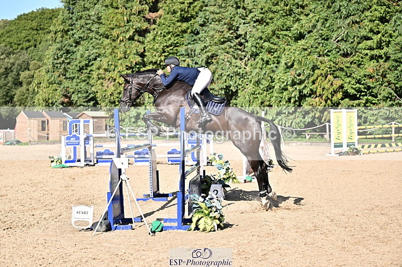 260906A-161026-04589 - Cls 24 Snr Foxhunter