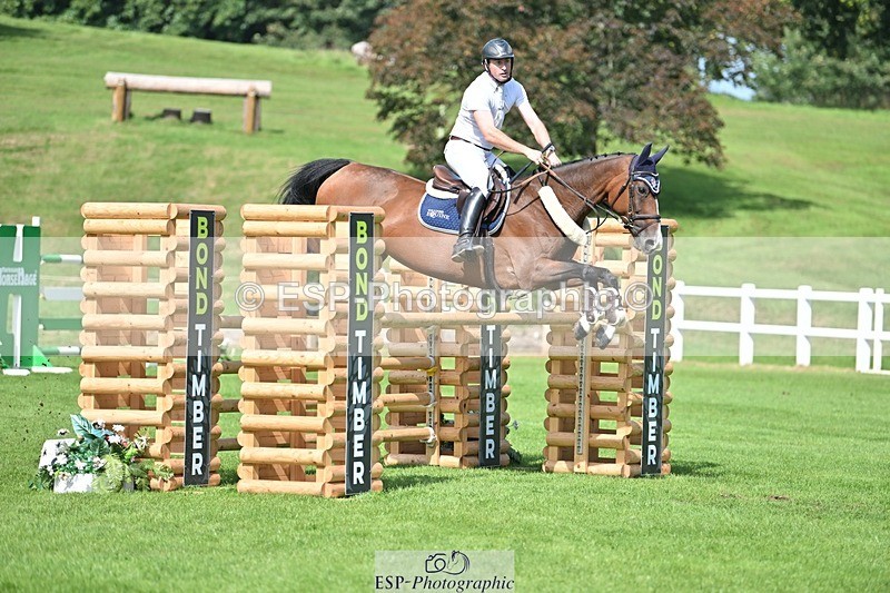 230909-122004-05446 - Cls 11 Snr Foxhunter & 1.20m Open