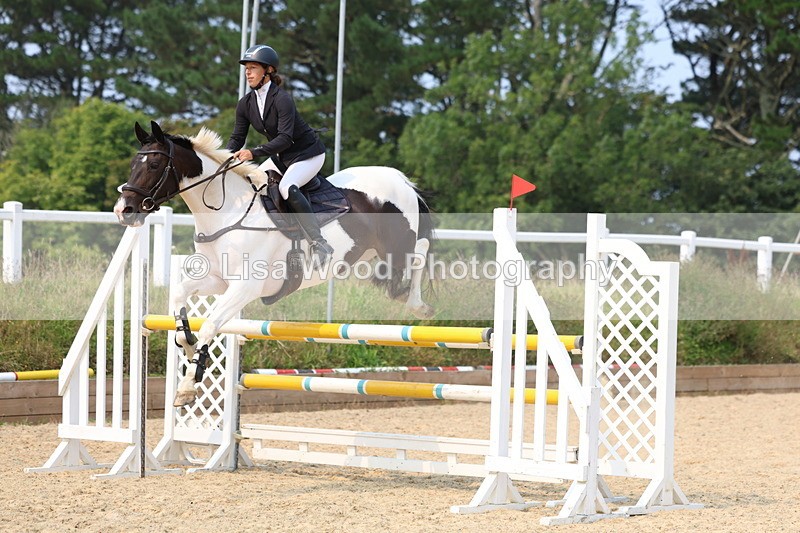 3E7A2484 - Class 8: Senior Newcomers/1.10m open