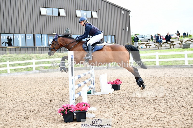 240524A-095713-02371 - Cls 21 British Novice and 90cm Open