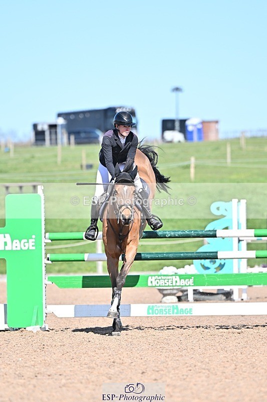 250328-134000-02243 - Cls 4 Snr 1.20m Open