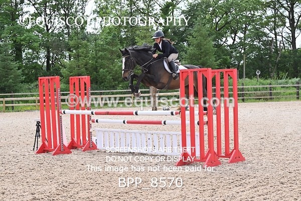 BPP_8570 - CLASS 15 SUN Senior Newcomers/ 1.10m Open