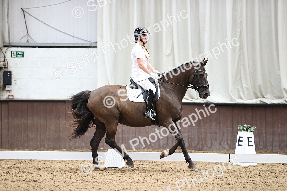 SBM_001902 - Novice 4 - 11.15-13.22