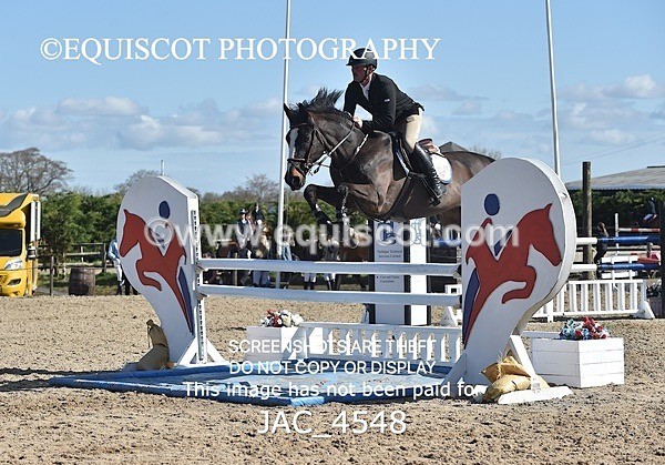 JAC_4548 - CLASS 11 SAT Andrew Hamilton Coach, RHS Foxhunter Championship Qualifier