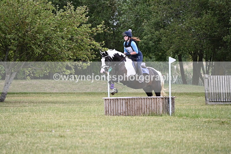 WJ6_6012 - 60cm XC Time 09:48 to 09:57