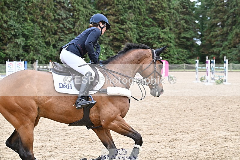 250524A-142109-12448 - D-468-Laura.Collett-LONDON.52