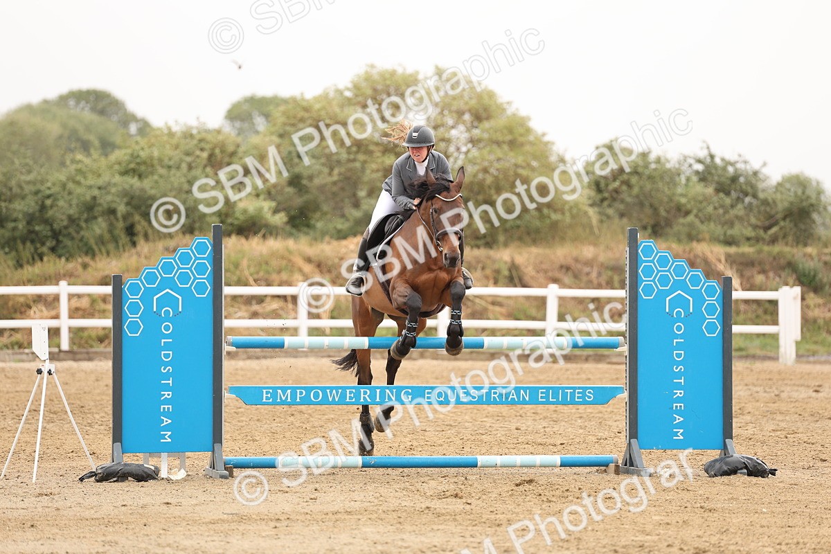 SBM_023998 - Class 6 - Senior Newcomers 1.10m