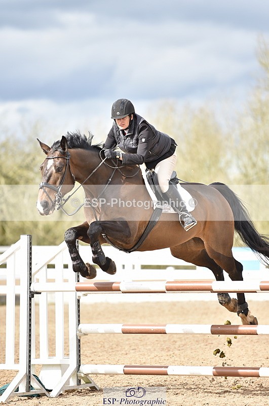240403A-152426-00958 - Cls 5 Foxhunter and 1.20m Open