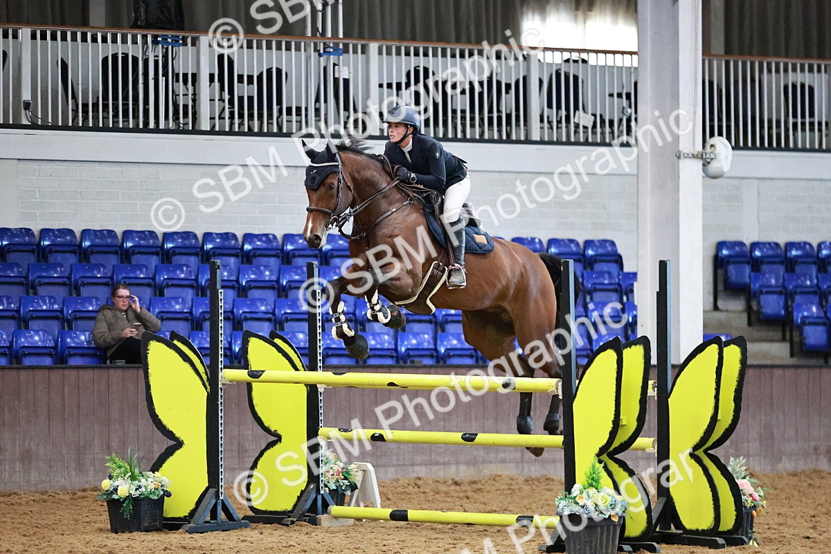 SBM_001906 - Class 5 - Senior Foxhunter 1.20m