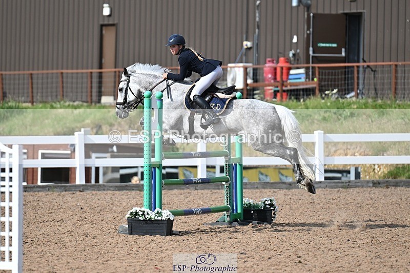 260627-173347-05779 - Cls 27 Foxhunter and 1.10m