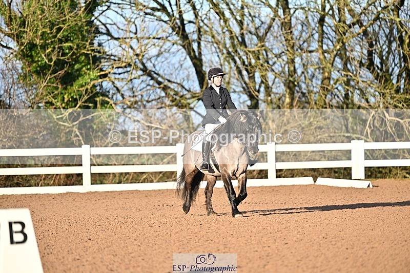 241214-093802-00987 - 117-Janine.Paterson-Pottertonpark.Mulreesh